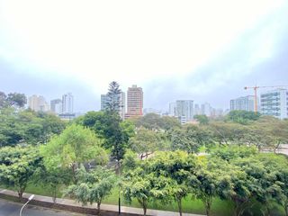 Foto 15 de Exclusivo departamento en San Isidro! Vista impresionante a parque! Precio de ocasión !!