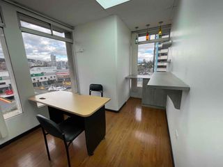 Foto 5 de Hermosa oficina en arriendo frente al CCI