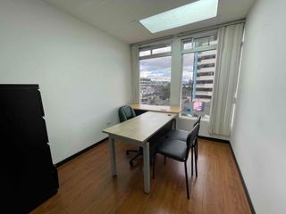 Foto 7 de Hermosa oficina en arriendo frente al CCI