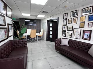 Foto 7 de Oficina de venta en Puerto Santa Ana