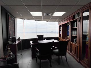 Foto 8 de Oficina de venta en Puerto Santa Ana