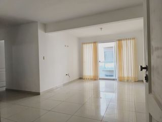 Foto 4 de LINDO DEPARTAMENTO EN ALQUILER EN LA URB.LAGUNAS DEL CHIPE- PIURA