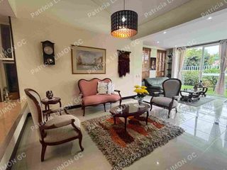 Foto 7 de se vende casa de un piso