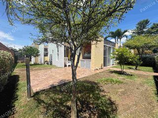 Foto 18 de se vende casa de un piso