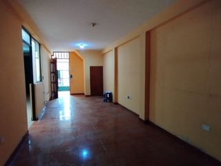 Foto 2 de En Venta Casa de 1 Piso en San Martin de Porres