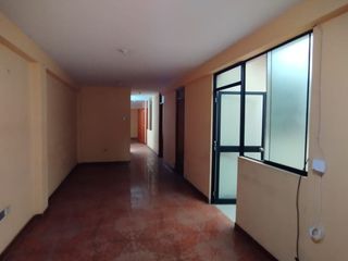Foto 14 de En Venta Casa de 1 Piso en San Martin de Porres