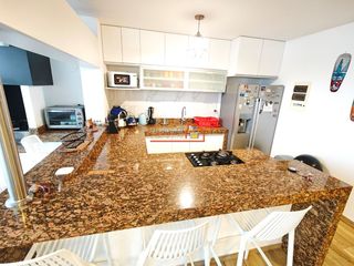Foto 6 de 🚨¡SE VENDE MODERNO DEPARTAMENTO DUPLEX EN 1ERA FILA DE 191M2 EN PLAYA CABALLEROS!