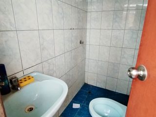 Foto 15 de CASA DE 3 PISOS  IDEAL PARA ALQUILAR