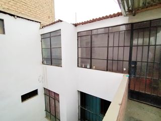 Foto 17 de CASA DE 3 PISOS  IDEAL PARA ALQUILAR