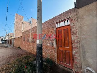 Foto 2 de Venta De Terreno En La Urb San Isidro 120 M² - 70,000 Dolares