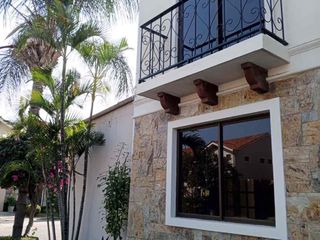 Foto 1 de Alquilo Casa Terranostra 3 dormitorios - vía a la costa