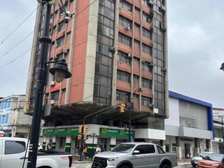 Foto 1 de VENTA OFICINA DE 56 m2 CENTRO DE GUAYAQUIL, CALLES BOYACA Y P. SOLANO ESQ.,EDIF. TORREON. 3er piso