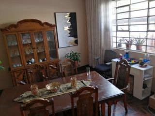 Foto 9 de VENTA DE AMPLIA CASA 237M2 - 3 PISOS + MINIDEPARTAMENTO -  URB. SAN ANTONIO MIRAFLORES