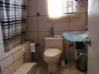 Foto 31 de VENTA DE AMPLIA CASA 237M2 - 3 PISOS + MINIDEPARTAMENTO -  URB. SAN ANTONIO MIRAFLORES