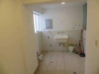 Foto 6 de VENTA DPTO EN MIRAFLORES: 109 M2, 3 HABIT, 2 BAÑ, 1 ESTAC, $ 218,000