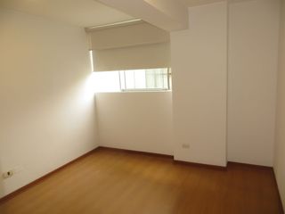 Foto 9 de VENTA DPTO EN MIRAFLORES: 109 M2, 3 HABIT, 2 BAÑ, 1 ESTAC, $ 218,000