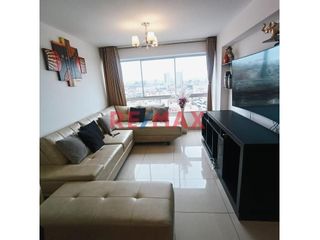 Foto 2 de Venta De Departamento En Cercado De Lima