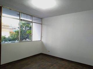 Foto 11 de Oportunidad en venta casa en Av. principal, Maranga - San Miguel