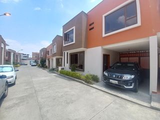 Foto 2 de CASA EN VENTA EN RICAURTE SECTOR CATALINAS