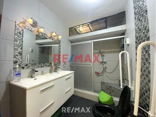 Foto 2 de EN VENTA DE CASA CERCA DE COLEGIO BONIFAZ EN EL RIMAC
