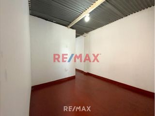 Foto 4 de EN VENTA DE CASA CERCA DE COLEGIO BONIFAZ EN EL RIMAC