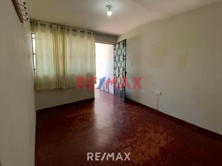 Foto 5 de EN VENTA DE CASA CERCA DE COLEGIO BONIFAZ EN EL RIMAC