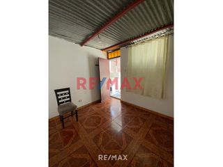 Foto 10 de EN VENTA DE CASA CERCA DE COLEGIO BONIFAZ EN EL RIMAC