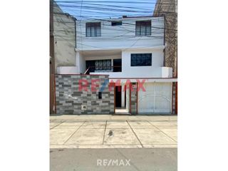 Foto 15 de EN VENTA DE CASA CERCA DE COLEGIO BONIFAZ EN EL RIMAC