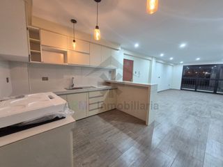 Foto 1 de VENTA DE DEPARTAMENTO EN SEGUNDO PISO DE ESTRENO CERCA DE LA UNIVERSIDAD SIPÁN