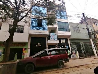 Foto 6 de Casa de 3 pisos +Local Comercial- Rímac