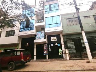 Foto 7 de Casa de 3 pisos +Local Comercial- Rímac
