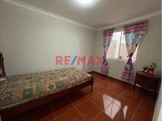 Foto 5 de Alquilo Casa En Estreno De 3 Pisos Frente A Parque, En Lurín - La Estancia