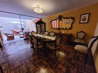 Foto 13 de VENDO CASA DE 3 PISOS EN SURCO AV. SOTO BERMEO