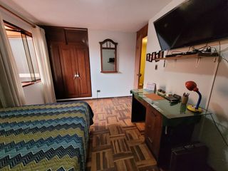 Foto 34 de VENDO CASA DE 3 PISOS EN SURCO AV. SOTO BERMEO