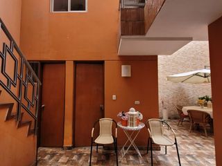 Foto 42 de VENDO CASA DE 3 PISOS EN SURCO AV. SOTO BERMEO