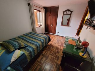 Foto 38 de VENDO CASA DE 3 PISOS EN SURCO AV. SOTO BERMEO
