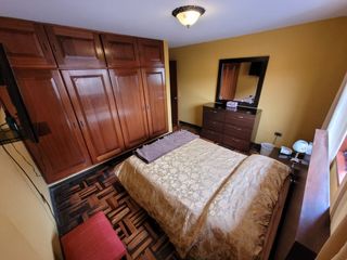 Foto 35 de VENDO CASA DE 3 PISOS EN SURCO AV. SOTO BERMEO