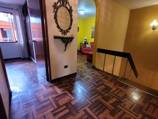 Foto 23 de VENDO CASA DE 3 PISOS EN SURCO AV. SOTO BERMEO