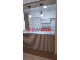 Foto 6 de Se Alquila Departamento En San Juan De Lurigancho - De Estreno