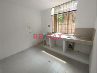 Foto 4 de Venta De Departamento En Primer Piso Urb.Tallanes   ID: 1139894
