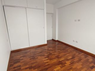 Foto 14 de Vendo hermoso departamento en el distrito de  La Molina 210mt2