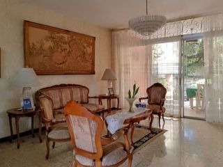 Foto 6 de Venta de Casa en Urdesa Central – Zona Cerrada.