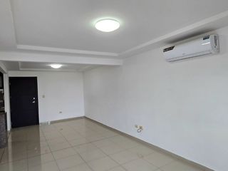 Foto 6 de ¡Alquilo! Planta Baja 2 Dormitorios Norte Guayaquil Moderno Edificio seguridad!