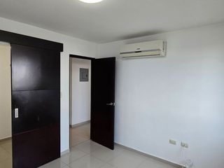 Foto 10 de ¡Alquilo! Planta Baja 2 Dormitorios Norte Guayaquil Moderno Edificio seguridad!