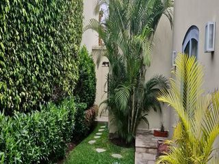 Foto 5 de VENDO LINDA Y EXCLUSIVA CASA EN LA ENCANTADA DE VILLA - CONDOMINIO - 4 DORMITORIOS - TERRAZA - JARDÍN - 2 COCHERAS