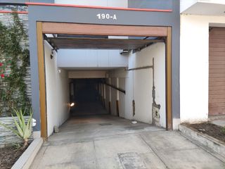 Foto 18 de Venta de Departamento en Exclusiva Zona de La Molina – $325,000