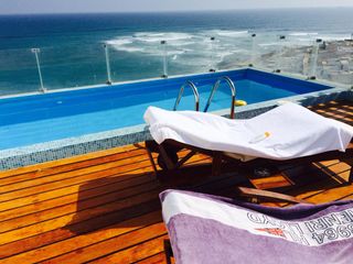 Foto 1 de ALQUILO HERMOSO DUPLEX AMOBLADO - ESPECTACULAR VISTA AL MAR -   FRENTE AL MAR - PUNTA HERMOSA  - PLAYA SEÑORITAS