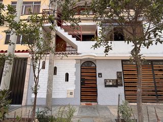 Foto 1 de Venta De Departamento En San Juan De Lurigancho