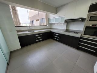 Foto 3 de EXCELENTE DEPARTAMENTO DE 2 DORMITORIOS EN BARRANCO –  EDIFICIO SCORPIO –