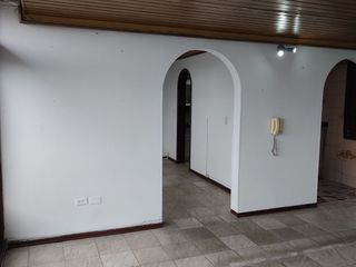 Foto 17 de Se Arrienda Apartaestudio Edificio Ciudad de Lima - Inmobiliaria e Inversiones Emanuel